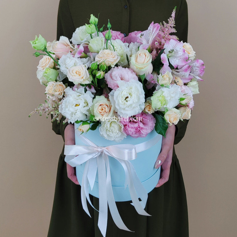 Шляпная коробка средняя